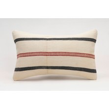 El Yapımı Kilimden Yapılmış Vintage Kırlent Kılıfı, Yün, 30X50 cm