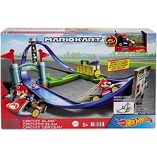 Storemax Wheels Mario Kart Keskin Dönüşler Pist Seti, Bilgisayar Oyunundan Ilham Alan Oyun Seti, Mario Kart Aracı Dahil, 3 Yaş ve Üzeri HGK59