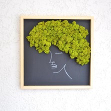 El Yapımı Kadın Silüetli Yosun Tablo | Doğal Liken Yosunu ile Afro Tarzı Duvar Dekoru | Ahşap Çerçeveli Minimal Sanat
