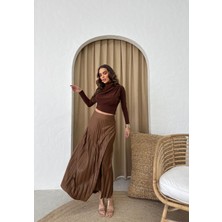 Kahverengi Pileli Etek