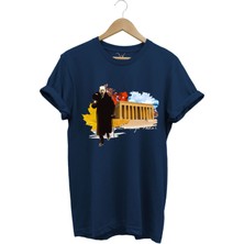 Atatürk Anıtkabir 10 Kasım 29 Ekim 23 Nisan 19 Mayıs Cumhuriyet Sonsuza Kadar Regular Fit T-Shirt