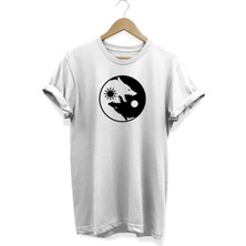 Yin Yang Baskılı T-Shirt
