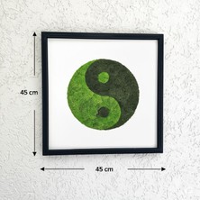 45X45 cm Yin Yang Figürlü Yosun Duvar Dekoru | El Yapımı Zen ve Feng Shui Temalı Tablo | Siyah Ahşap Çerçeveli, Bakım Gerektirmez