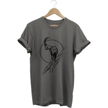 Avcılık Dağ Keçisi Baskılı %100 Pamuk Regular Fit Bisiklet Yaka T-Shirt
