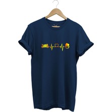 Racing Motorsiklet Kalp Ritmi ve Bira Tasarımlı %100 Pamuk Regular Fit T-Shirt