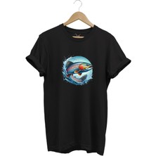 Alabalık Baskılı Balıkçılık %100 Pamuk Regular Fit Bisiklet Yaka T-Shirt