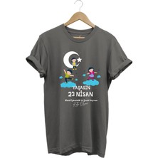 23 Nisan Çocuk Bayramı Baskılı %100 Pamuk Regular Fit Bisiklet Yaka Premium T-Shirt