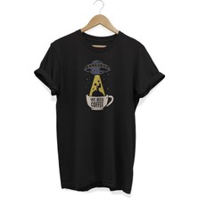 We Need Coffee Baskılı T-Shirt