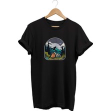 Çadır Baskılı T-Shirt