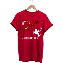 Atatürk 30 Ağustos Zafer Bayramı Bayrak Baskılı %100 Pamuk Regular Fit T-Shirt