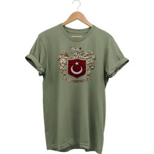 Bozkurt Sembolü ve Türk Bayrağı Türkiye Kurt Baskılı Regular Fit %100 Pamuk Tişört