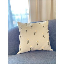 Papatya Çiçek Desenli Punch Kırlent Yastık Kılıfı