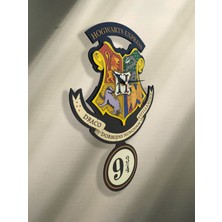 Dekoratif Sarkaçlı Duvar Saati, Hogwarts Express Temalı, Şık ve Özgün Tasarım