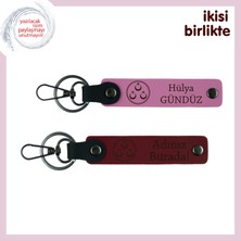 Iş Arkadaşına Vefalı Bir Jest – Üç Ayyıldızlı, Isim Yazılabilir Anahtarlık Seti, Pembe-Bordo