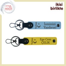 Dayıya Minnet Dolu Hatıra – Ayyıldız ve Türkiye Desenli Isimli 2’li Anahtarlık Seti, Gök Mavi-Sarı