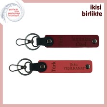 Türk Yazısı – Kişiye Özel Isimli 2’li Deri Anahtarlık Takımı, Hediyelik, Bordo-Nar Çiçeği