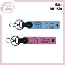 Gezgin Hayat Tarzına Uyumlu, Karavan Desenli Deri Anahtarlık Takımı, Isim Yazılabilir, Mavi-Pembe