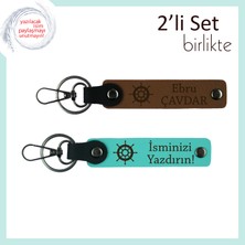 Isimli Gemi Dümeni Desenli 2’li Deri Anahtarlık Takımı, Kişiselleştirilebilir, Açık Kahve-Turkuaz