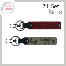 Isme Özel Kalpli Bebek Ayağı Temalı Anahtarlık, Anne ve Babalara 2’li Hediyelik Set, Bordo-Kül Gri