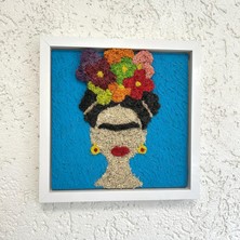 Frida Kahlo Temalı Yosun Duvar Dekoru | 30X30 cm | El Yapımı Bohem Stil Yosun Portre | Beyaz Ahşap Çerçeve ile Bakım Gerektirmez