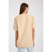 %100 Pamuk Kadın Oversize T-Shirt Şık ve Rahat Giyim