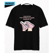 Hena Farklı Frekans Siyah Oversize Unisex Baskılı Tişört – Tarzı Da Düşüncesi De Özgün