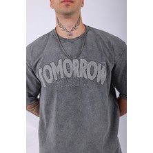 Unisex Tomorrow Özel Yıkamalı Oversize T-Shirt