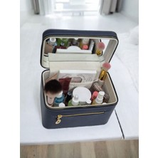 About The Perfect Lacivert Aynalı Seyahat ve Bakım Çantası, Şık ve Kullanışlı Tasarım