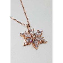 Lotus Çiçeği Tasarımlı 925 Ayar Gümüş Kolye - Rose, Zirkon Taşlı