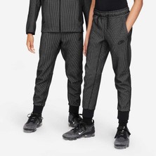 Nike Nsw Tech Fleece Pant Winterized Çocuk Eşofman Altı FJ6025-010
