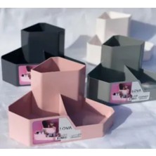 About The Perfect Çok Renkli Köşeli Takı ve Makyaj Organizeri, Şık ve Işlevsel Düzenleyici