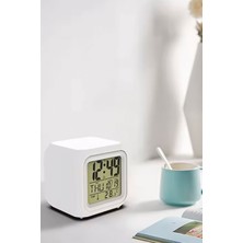 About The Perfect 7 Renkli Dijital Çocuk Odası Saat, Takvim, Kronometre, Alarm ve Renk Değiştirme Özelliği