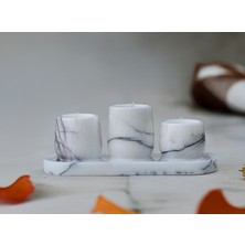 Luminia Çok Yüksek Kaliteli 30CM Tepsili ve Özel Tasarım Gövdeli 4'lü Set Traverten Veya Mermer Soya Mum - Yüksek Kalite Doğal Soya Mum ve Koku Esansı - Damarlı Mermer, Kahve Gümüş Veya Bej Traverten