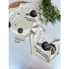 Erkek Çocuk Uzaylı Gezegenli Pijama Takımı Henüz Yorum Yazılmamış.