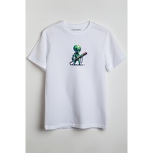 Merch&ice Sopalı Alien Uzaylı Baskılı Unisex T-Shirt Beyaz