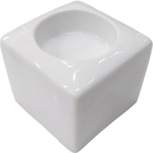 Şık Beyaz Porselen Mumluk ile Dekorasyonunuza Zarif Dokunuş