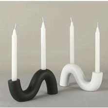 Modern Siyah Beyaz Ikili Dekoratif Şamdan Seti, Şıklık ve Zarafet Sunar.