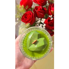 Lavanta ve Çimen Yeşili Doğal Mum, Huzur ve Doğallık Dolu Atmosfer Yaratır