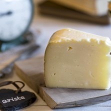 Ariste Trakya Eski Kaşar Peyniri 300 gr – (Koyun Sütü Ağırlıklı)