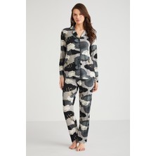 Kadın Uzun Kol Önden Düğmeli Füme Pijama Takım C7T2N7O9