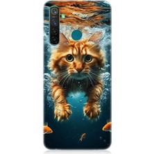 Realme 5 Pro Uyumlu Suda Yüzen Kedi  Desenli Silikon Kılıf
