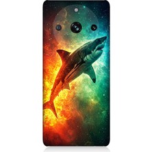 Realme 11 Pro Uyumlu Uzayda Parlayan Yalnız Köpekbalığı  Desenli Silikon Kılıf
