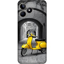 Realme C53 Uyumlu Taş Sokakta Sarı Vespa Motosiklet  Desenli Silikon Kılıf