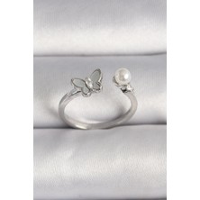 Pirinç Gümüş Renk Zirkon Taş Detaylı Beyaz Mineli Kelebek Figür Inci Detay Ayarlanabilir Yüzük - TJ-BYK3524