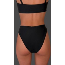 Buvıa Siyah Yüksek Bel Bikini Altı – Klasik Kalça Kesimi & Esnek Yapı