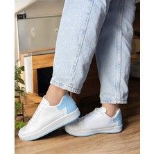 Beyaz Mavi Kadın Sneaker AIR22