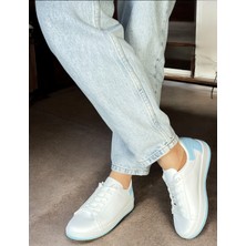 Beyaz Mavi Kadın Sneaker AIR22