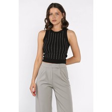 Kadın Likralı Taşlı Sıfır Kol Bluz P-00017700