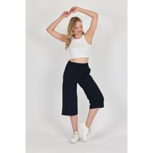 Yüksek Bel Cepli Rahat Kesim Mevsimlik Kadın Diz Altı Bermuda Siyah Kapri Şort