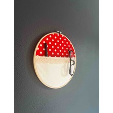 🌿"kasnakta Nostalji"-Cepli Kumaş El Yapımı Duvar Süsü (27 cm Ahşap Kasnak)